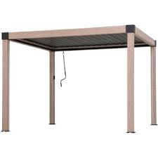 tuin met overkapping