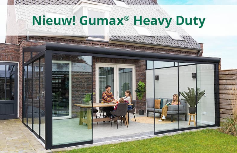 stalen overkapping met glas