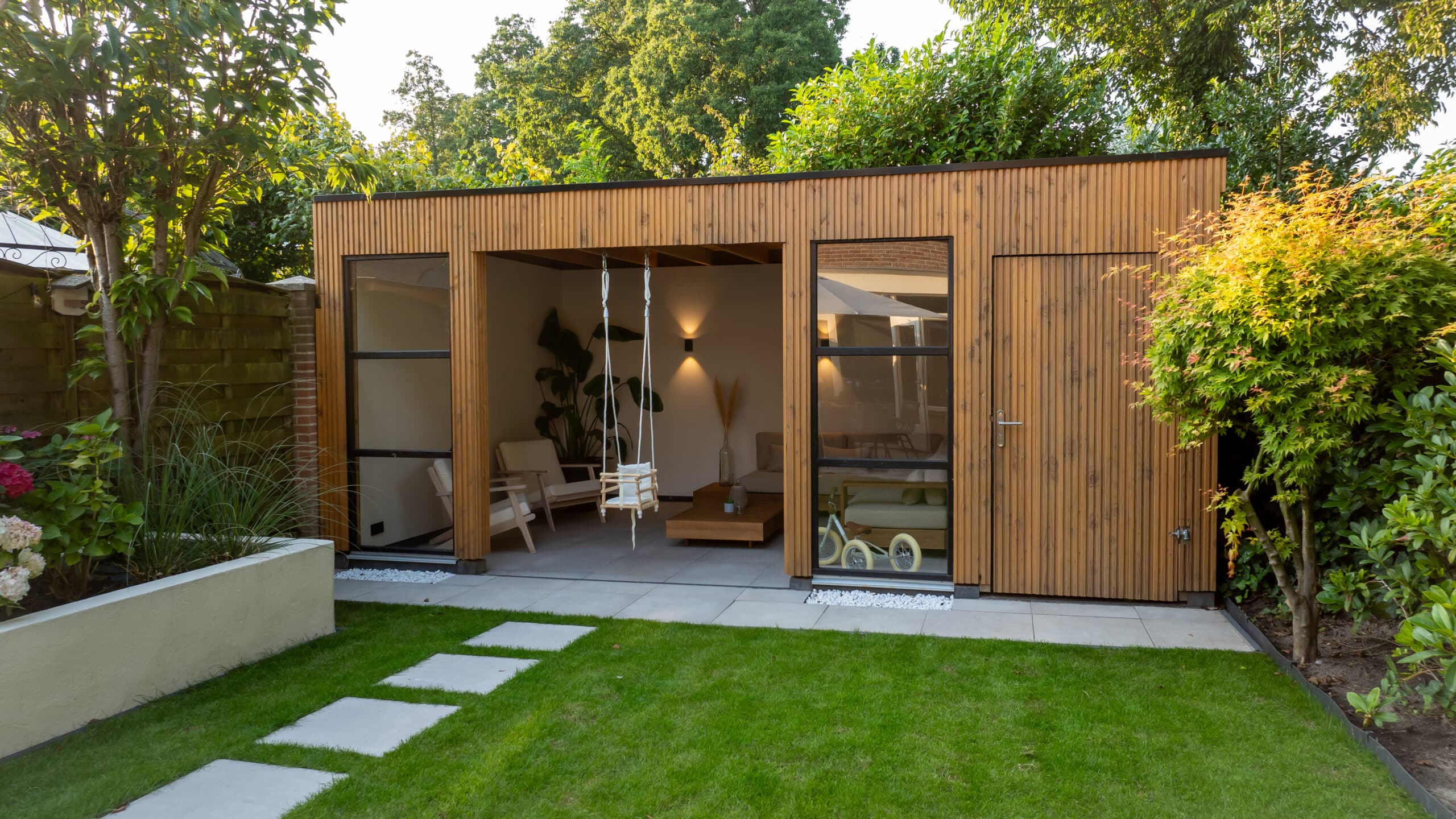 goedkope tuinhuizen met overkapping